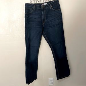 Men’s Wrangler Jeans